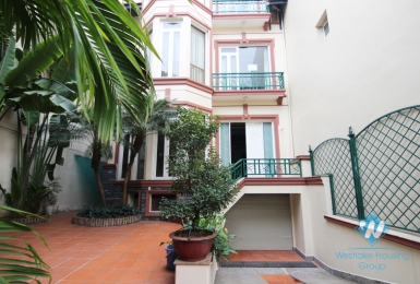 A lovely house with garden, high ceiling and lots of light available for rent in Tay Ho